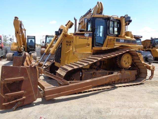 CAT D 6 R II Buldožeri guseničari
