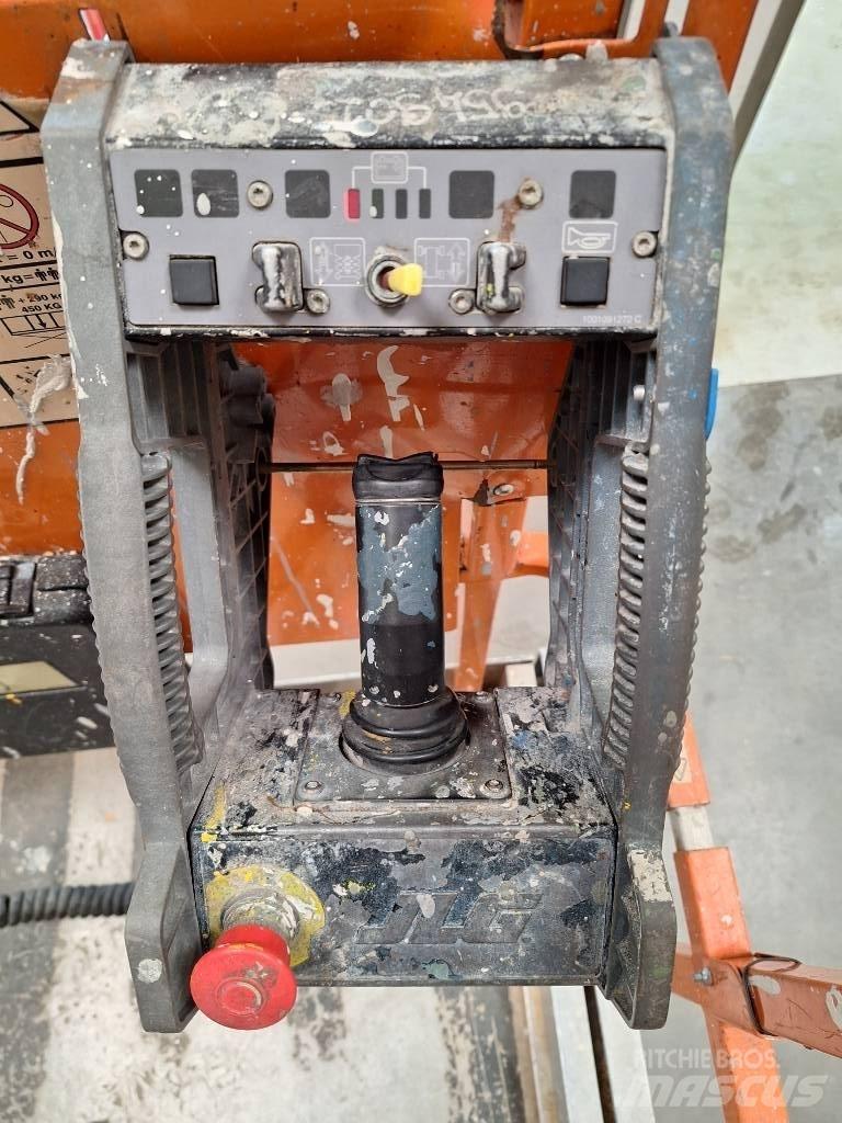 JLG 2646 ES Makazaste platforme
