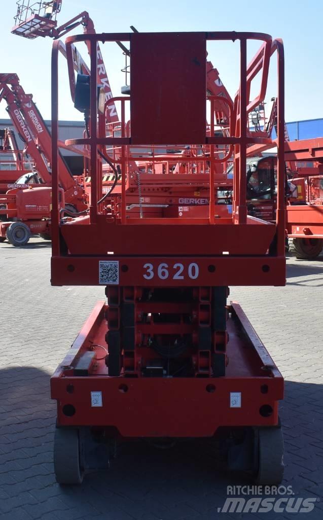 Haulotte Compact 12 Makazaste platforme