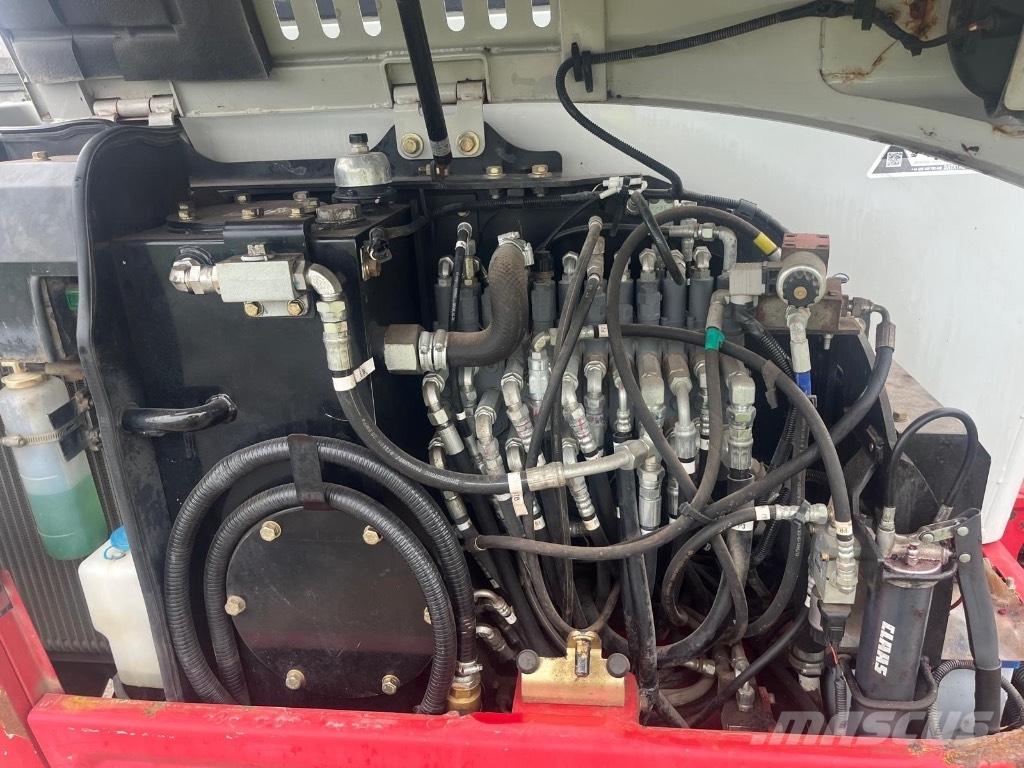 Takeuchi TB 230 Mini bageri < 7t