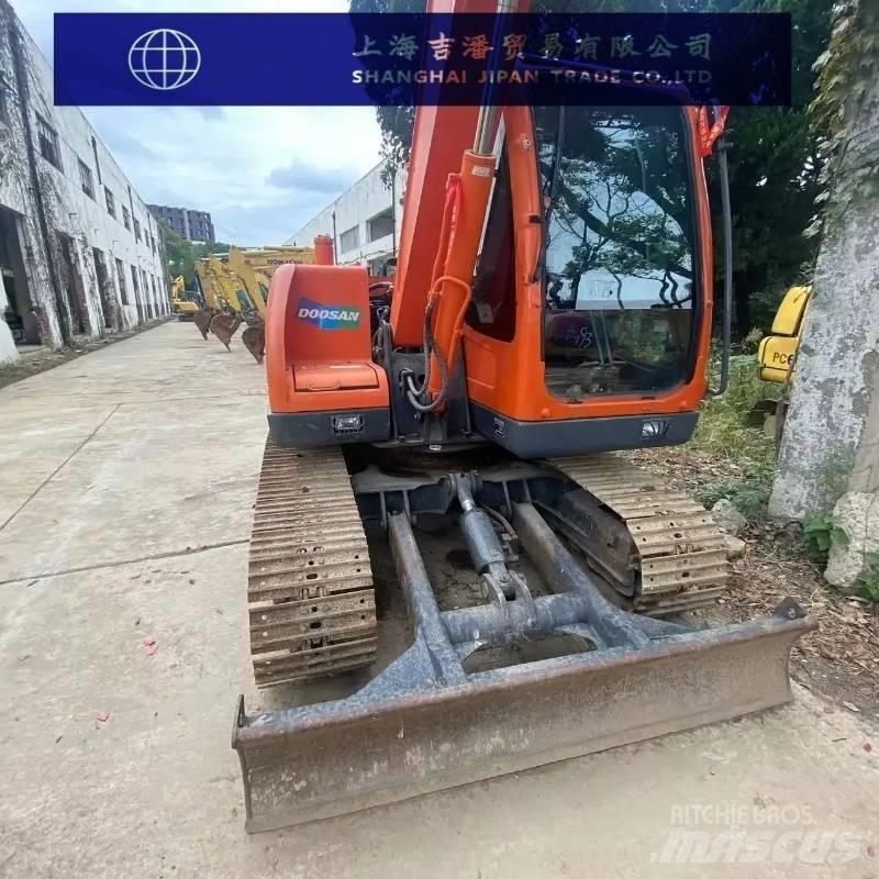 Doosan DX 75-9 C Mini bageri < 7t