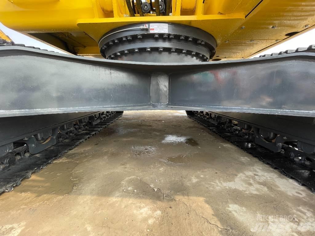 Komatsu PC220-8 Bageri guseničari