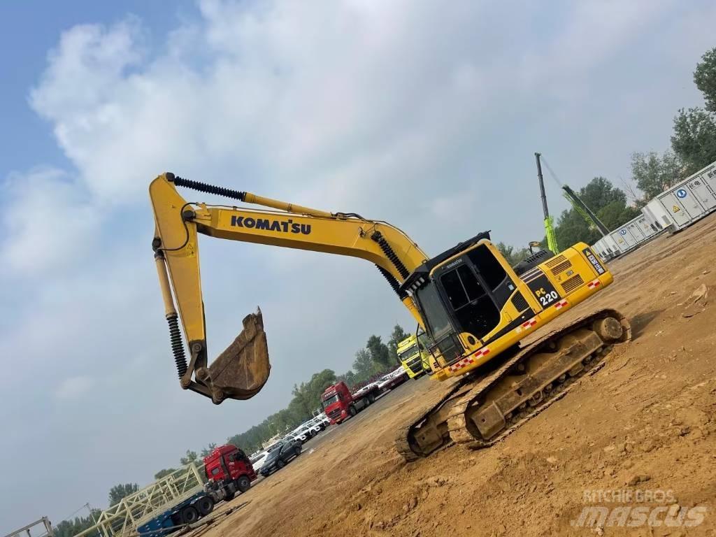 Komatsu pc220-8 Bageri guseničari