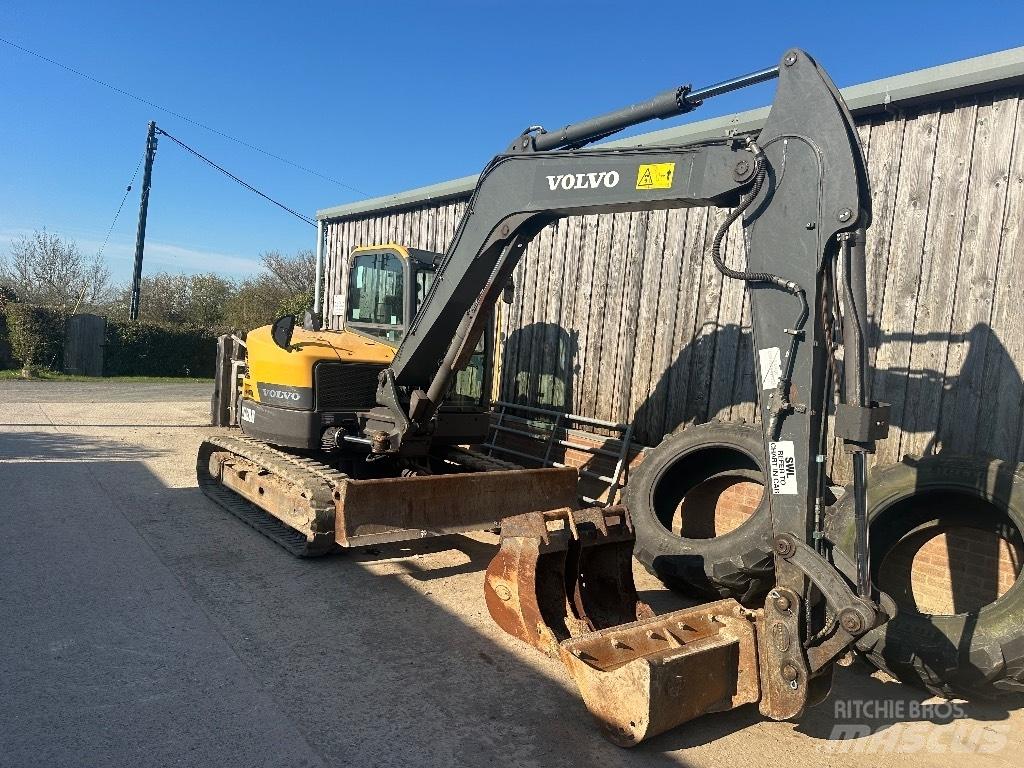 Volvo EC 88 Midi bageri 7t – 12t