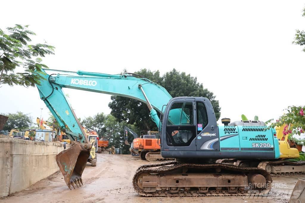 Kobelco SK 200-8 Bageri guseničari
