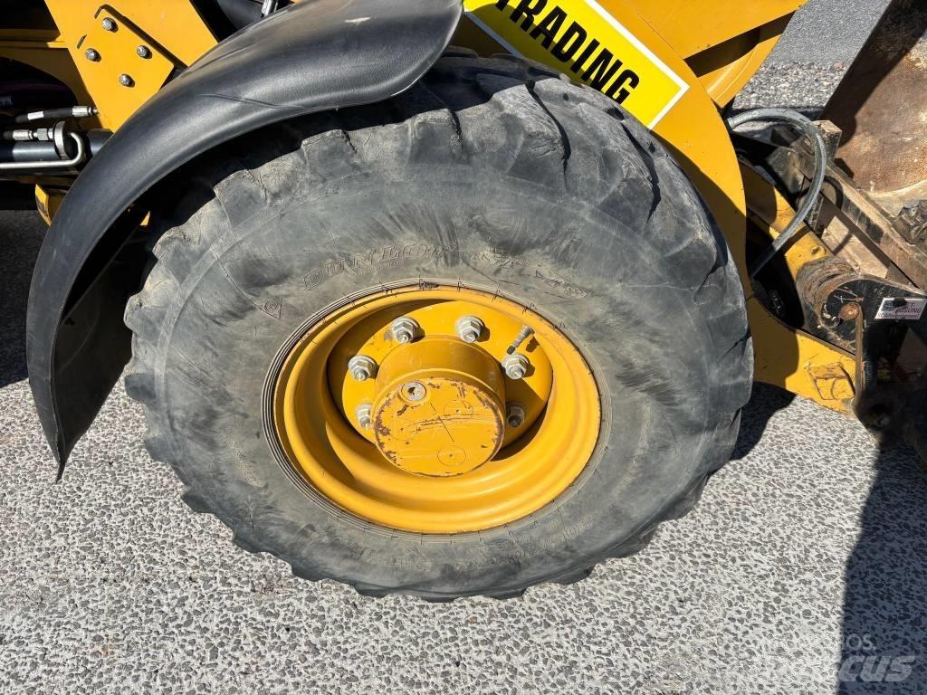 CAT 906 M Utovarivači na točkove