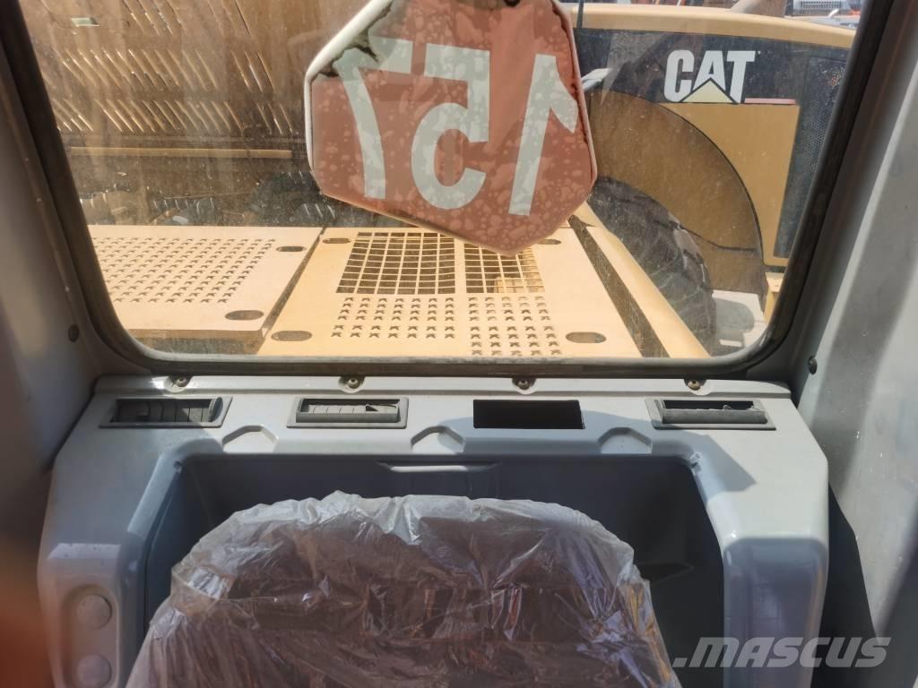 CAT 320 C L Bageri guseničari