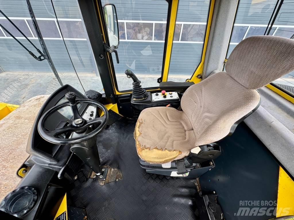 Bomag BW 216 D H-4 Valjci sa jednim bubnjem
