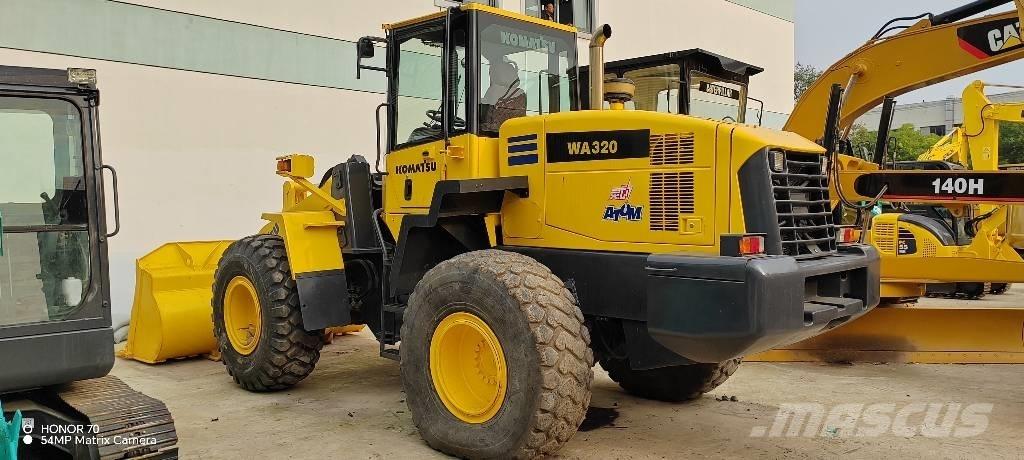 Komatsu WA 320-5 Utovarivači na točkove