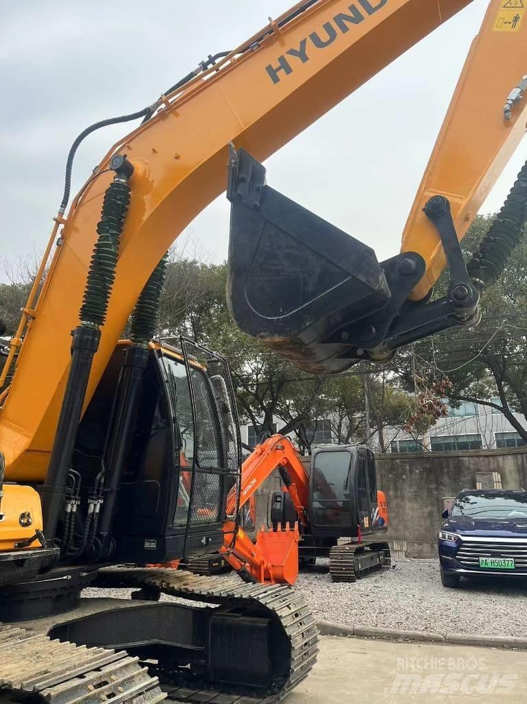 Hyundai R220-9S Bageri točkaši