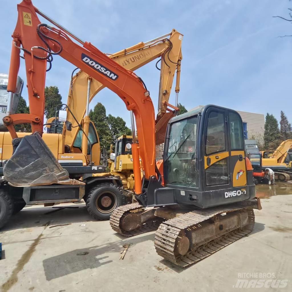 Doosan DH 60 Mini bageri < 7t