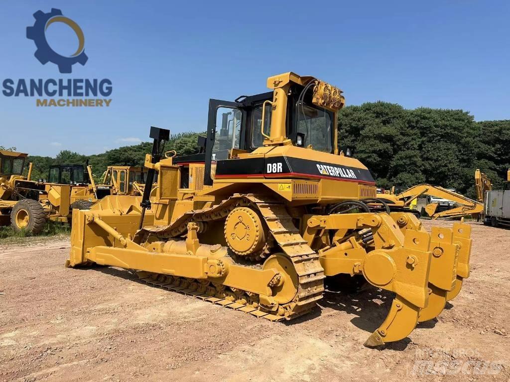 CAT D 8 R Buldožeri guseničari