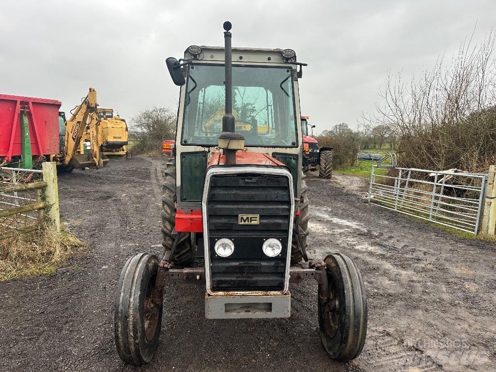 Massey Ferguson 690 Traktori