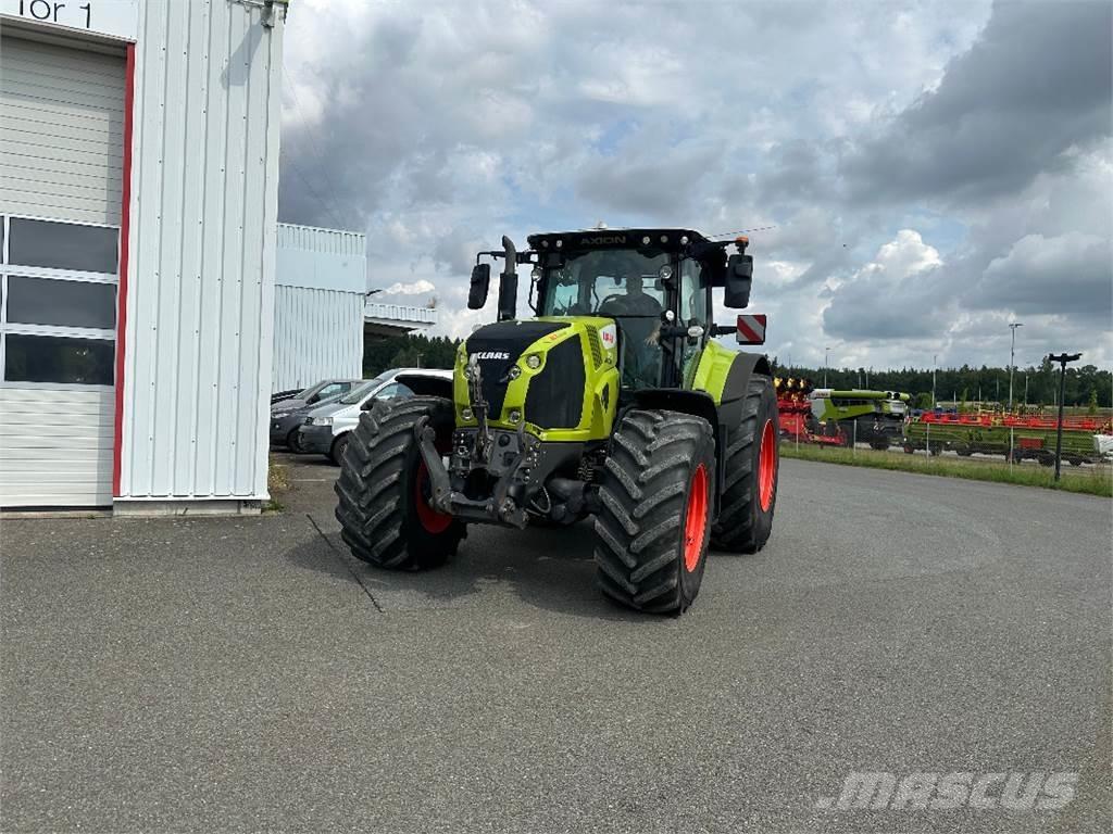 CLAAS Axion 870 Traktori