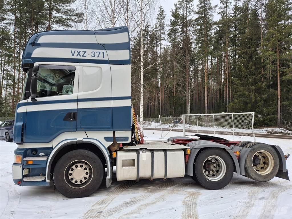 Scania R560 6x2 Tegljači