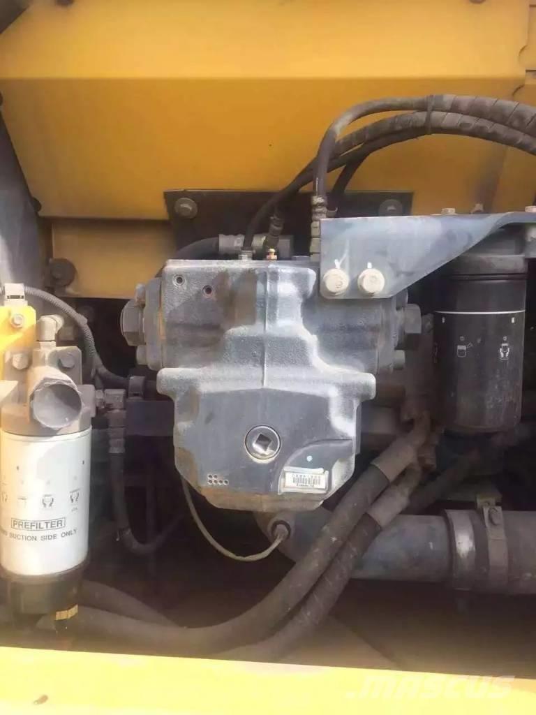 Komatsu pc200-7 Bageri guseničari