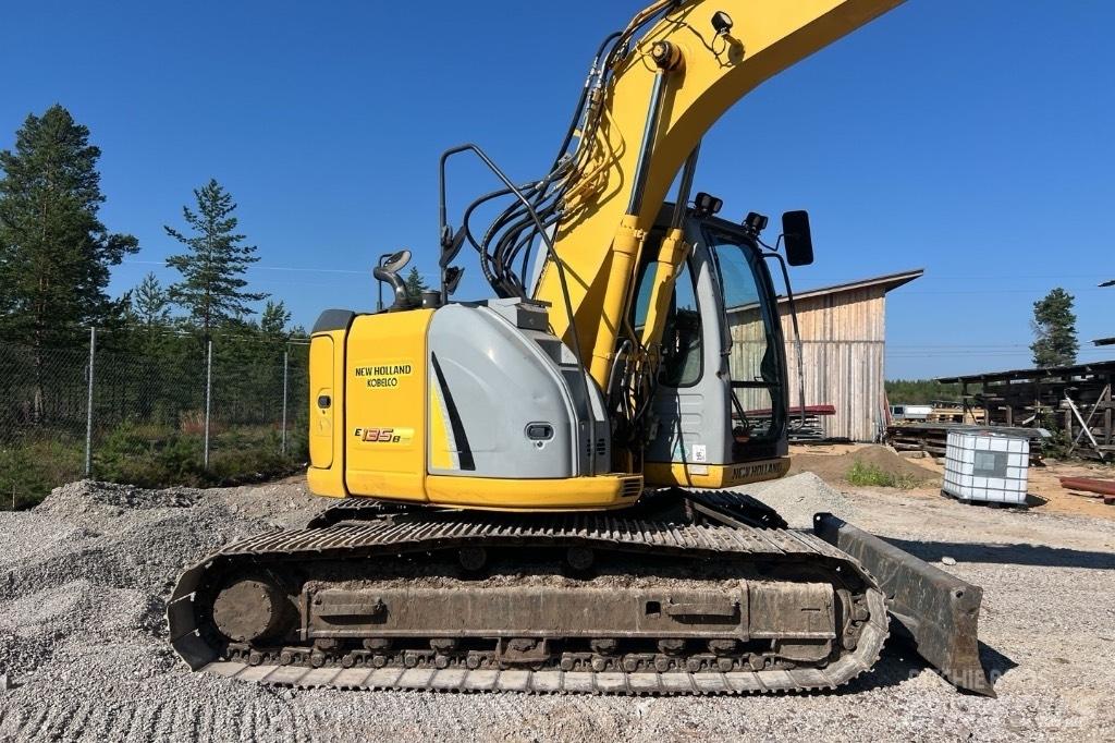 New Holland E 135 B Bageri guseničari