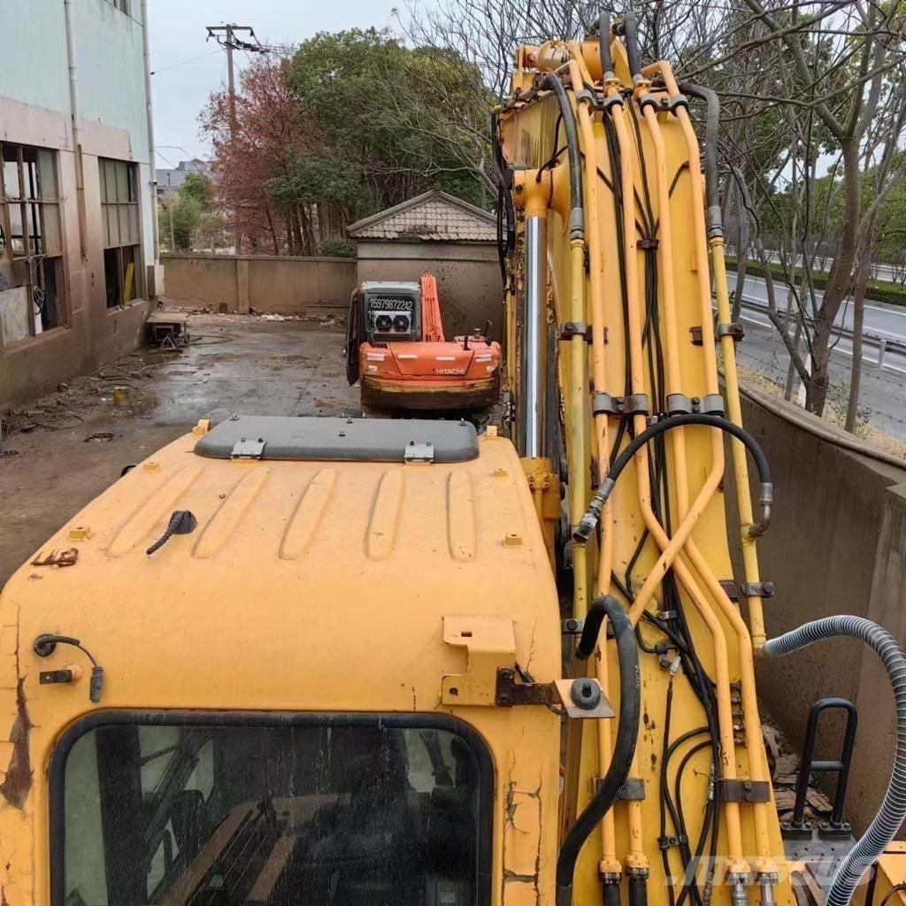 Hyundai 210-9 Bageri točkaši