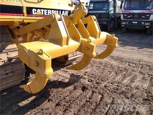 CAT D 6 M Buldožeri guseničari