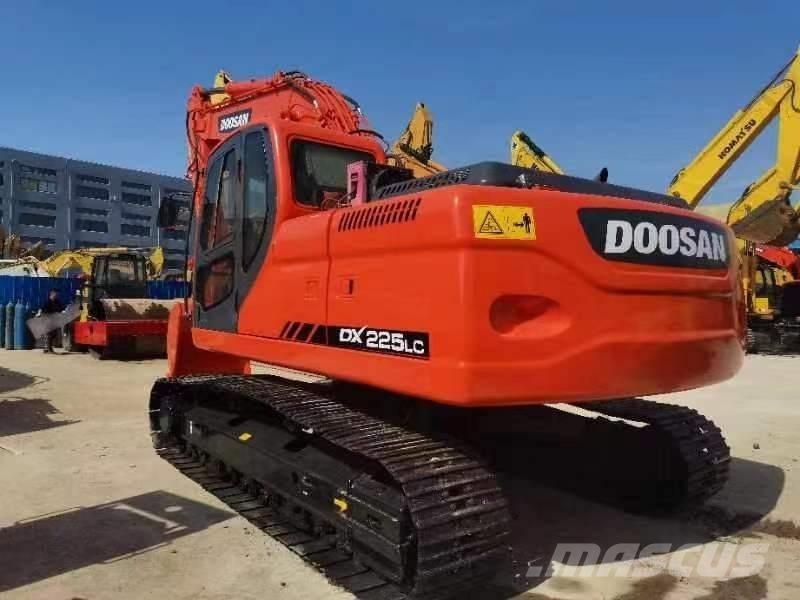 Doosan DX 225 Bageri guseničari