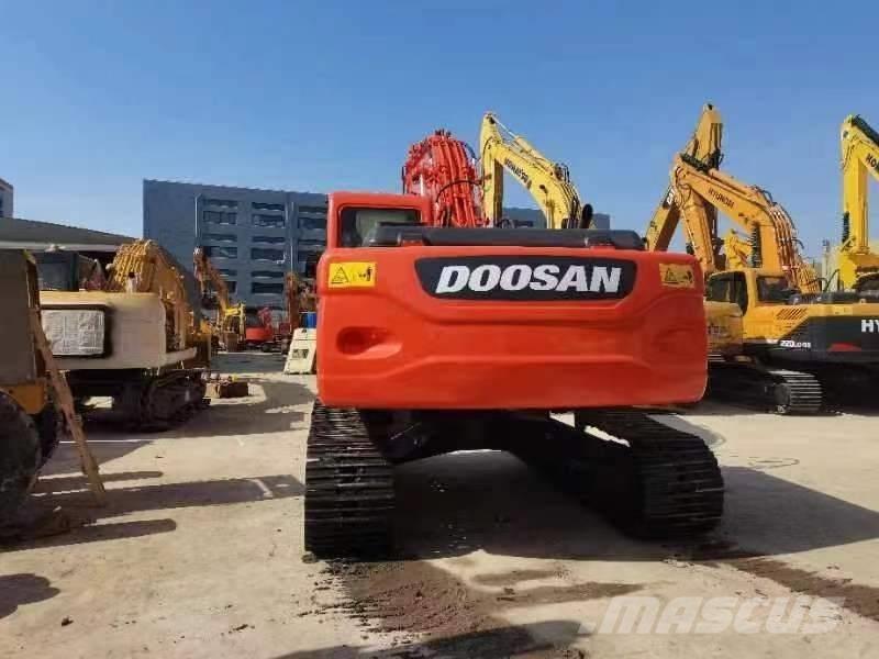 Doosan DX 225 Bageri guseničari