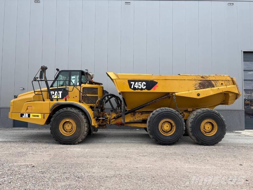 CAT 745 C Zglobni damperi