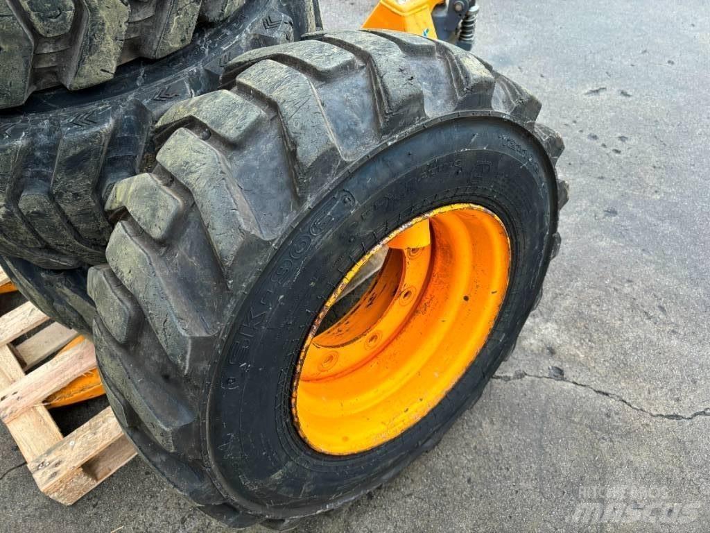 Alliance 12x16.5 Gume, točkovi i felne