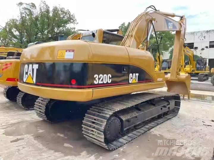 CAT CAT320C Midi bageri 7t – 12t