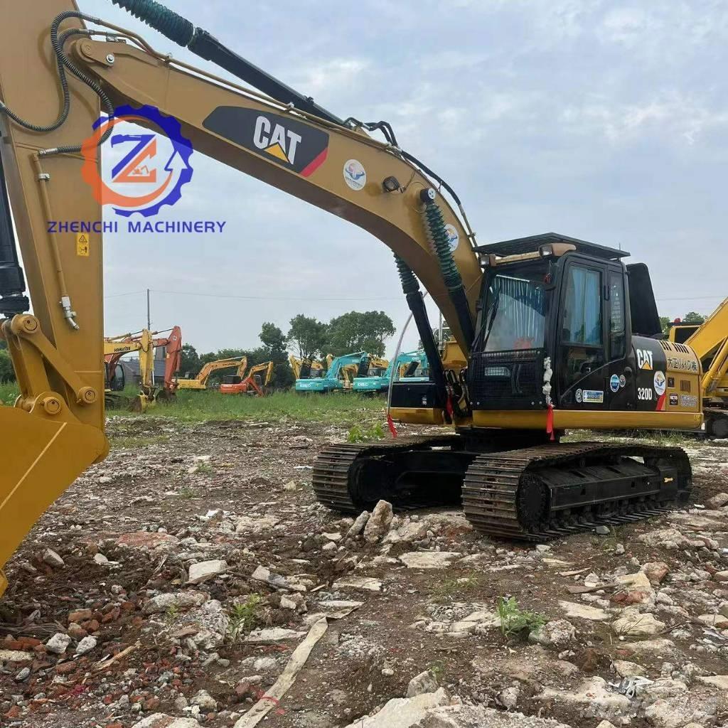 CAT 320 D2 Bageri guseničari