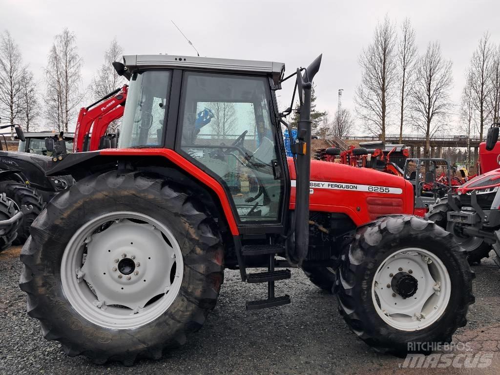 Massey Ferguson 6255 Traktori