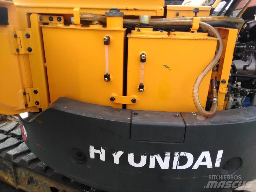 Hyundai 80 CR9-A Bageri guseničari