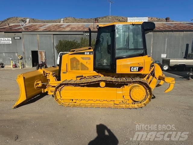 CAT D 5 Buldožeri guseničari