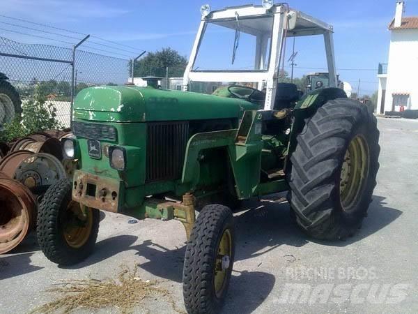 John Deere 2030 Traktori