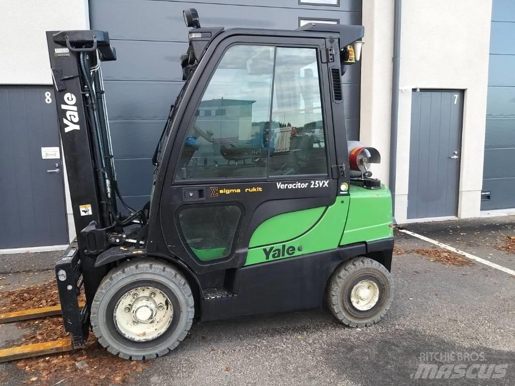 Yale GLP25VX Plinski viljuškari