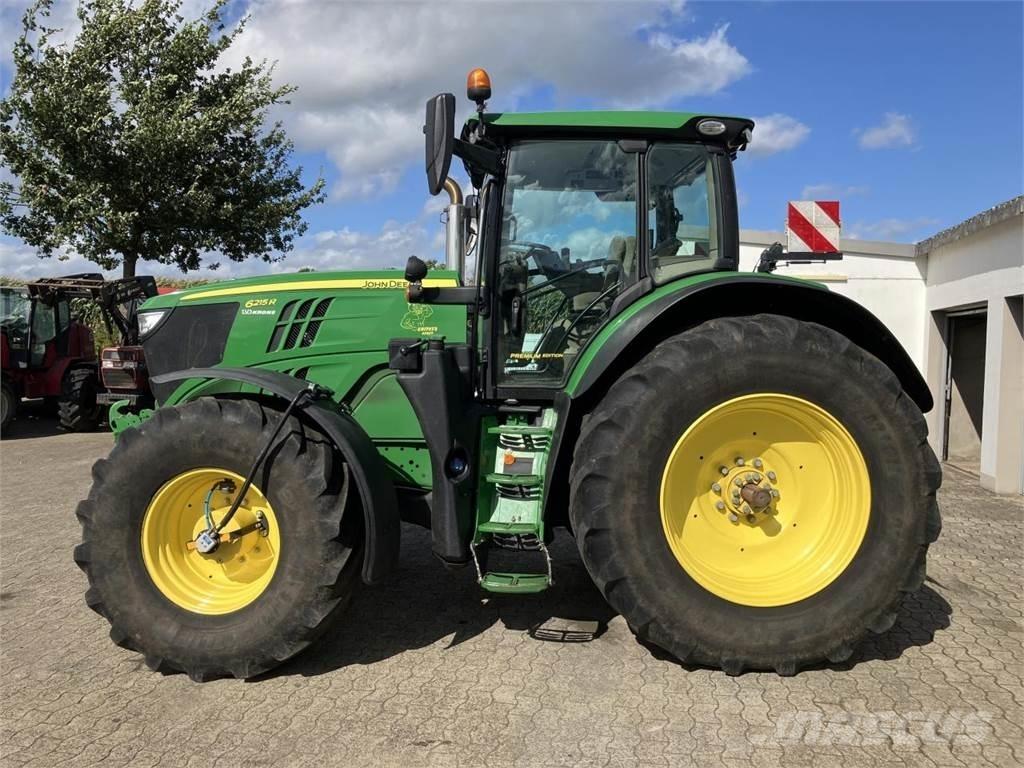 John Deere 6215R Traktori
