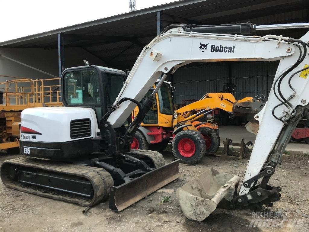Bobcat E 80 EA Midi bageri 7t – 12t