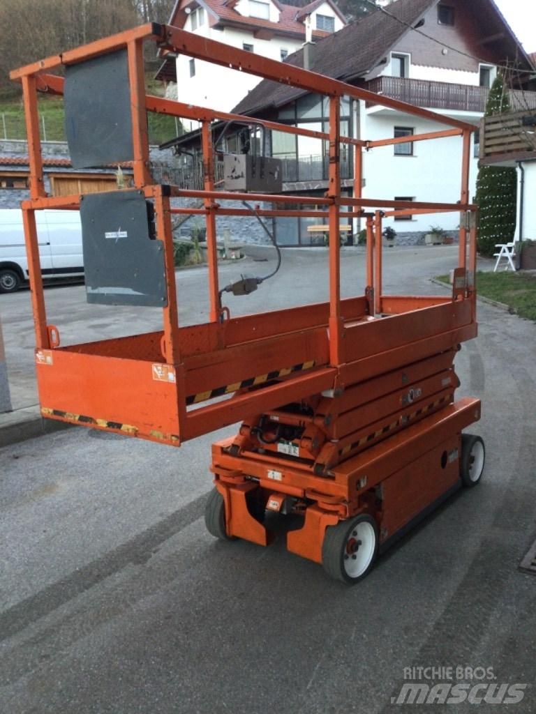 SkyJack SJ III 3219 Makazaste platforme