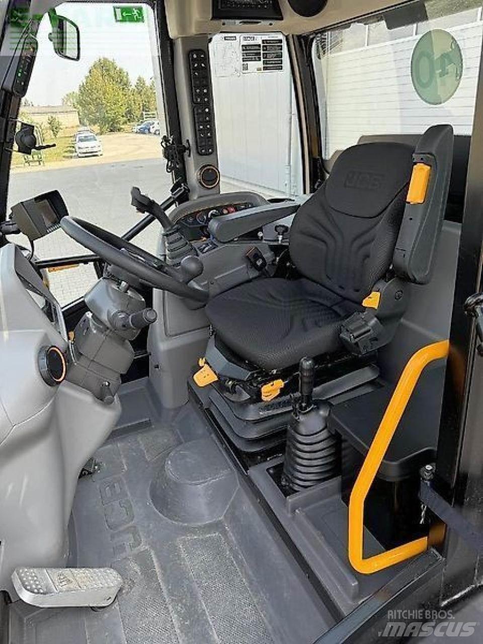 JCB tm 320 agri Utovarivači na točkove