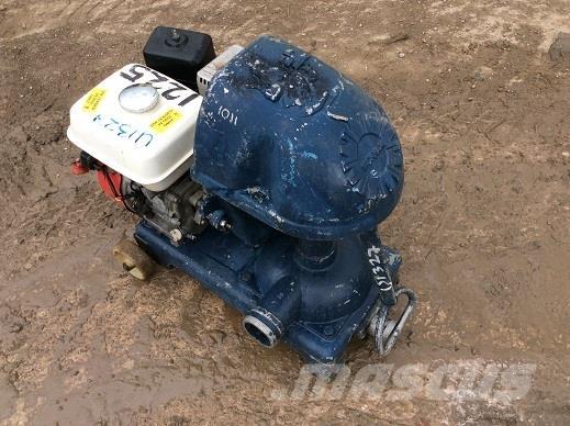Honda 2 WATER PUMP Pumpe za vodu