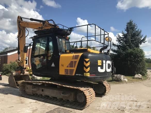 JCB JS131LC Bageri guseničari