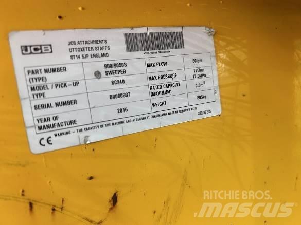 JCB SWEEPER SC240 Ostalo za građevinarstvo
