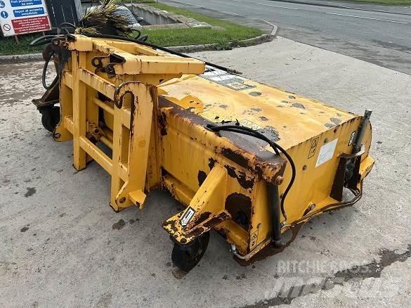 JCB SWEEPER SC240 Ostalo za građevinarstvo