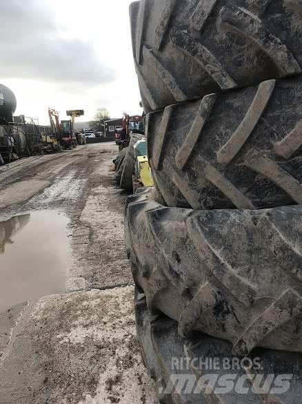  TYRES Gume, točkovi i felne