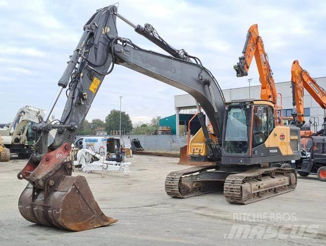 Volvo EC220E NL Bageri guseničari