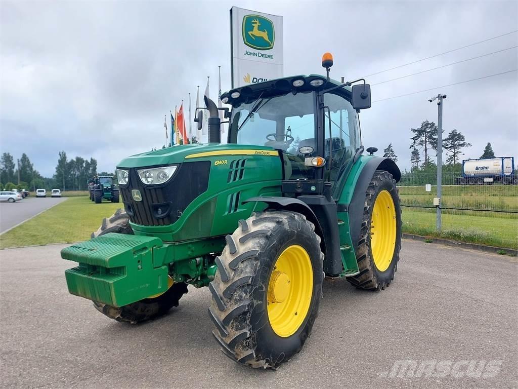 John Deere 6140R Traktori