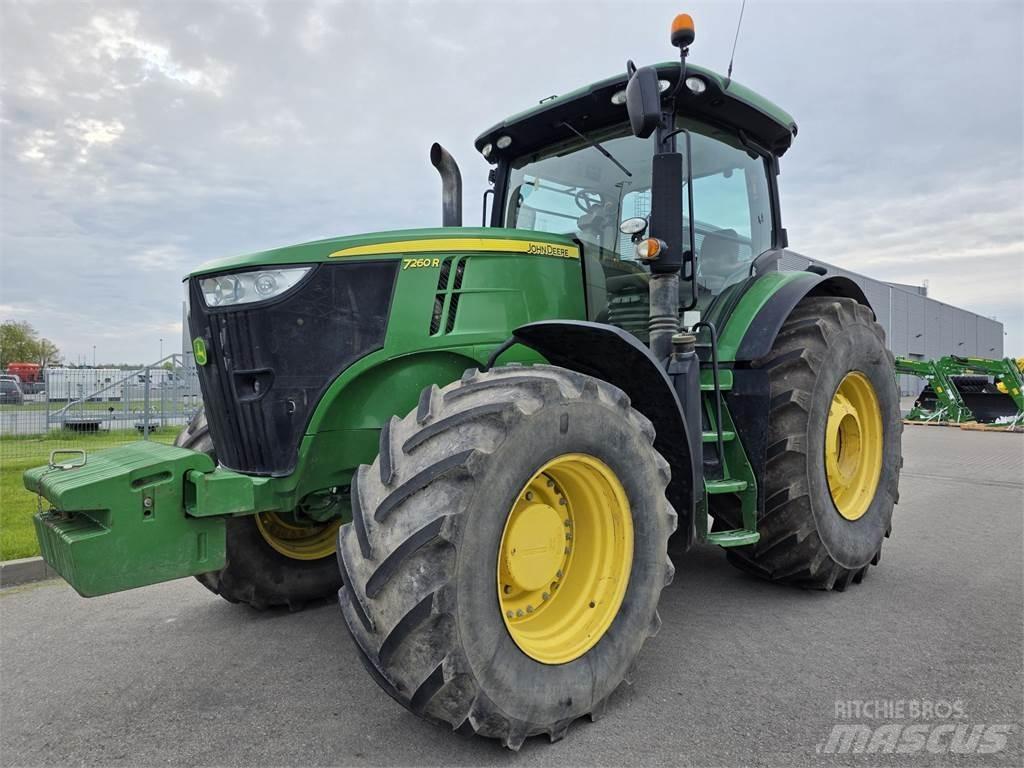 John Deere 7260R Traktori