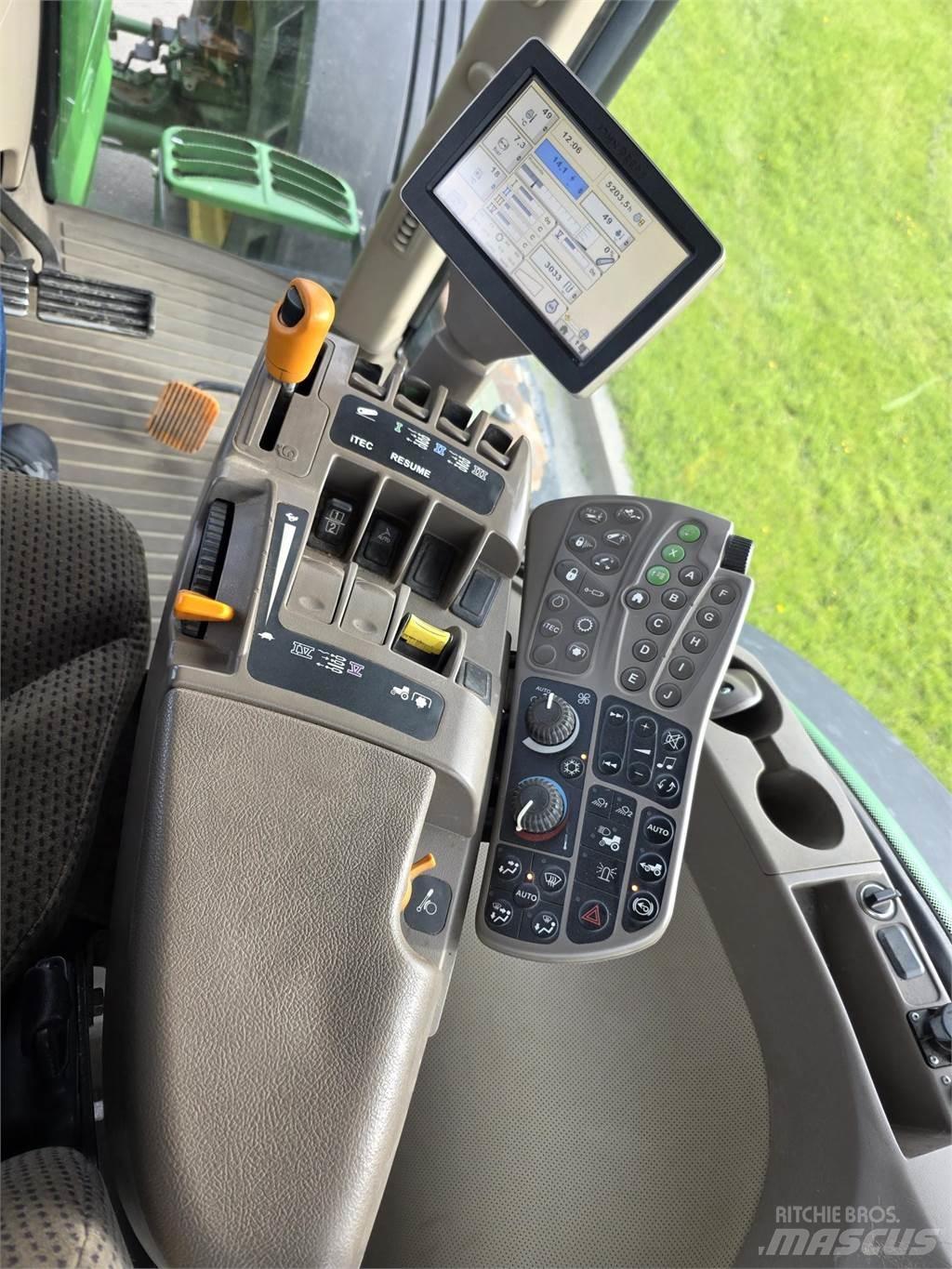 John Deere 7260R Traktori