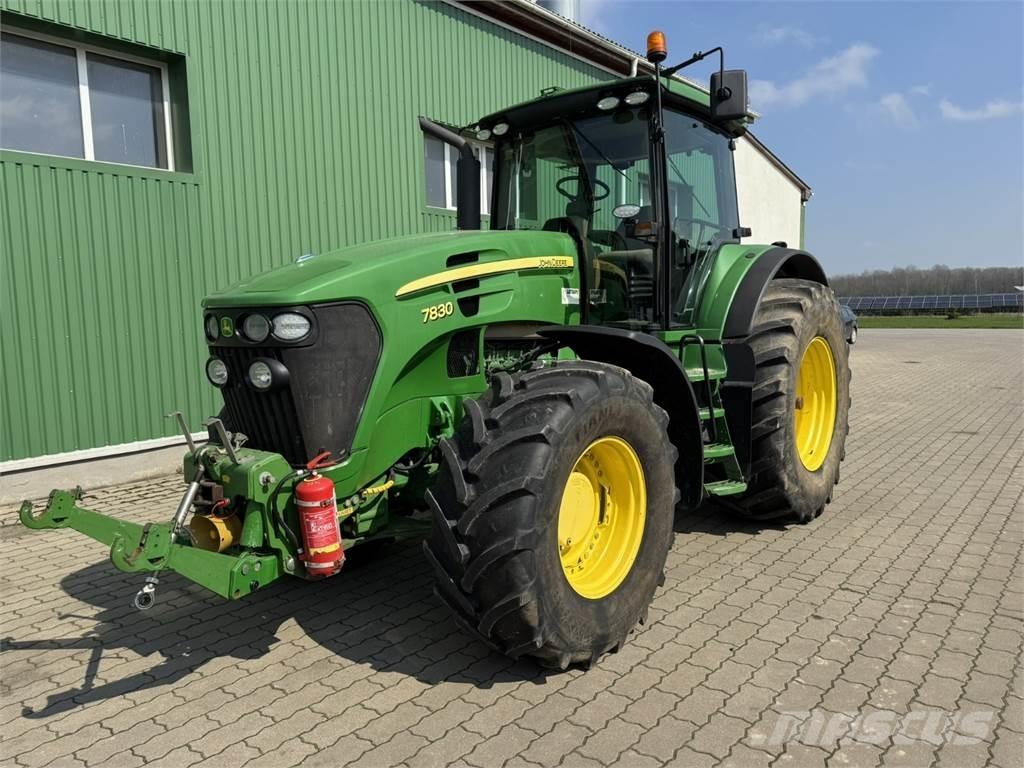 John Deere 7830 Traktori