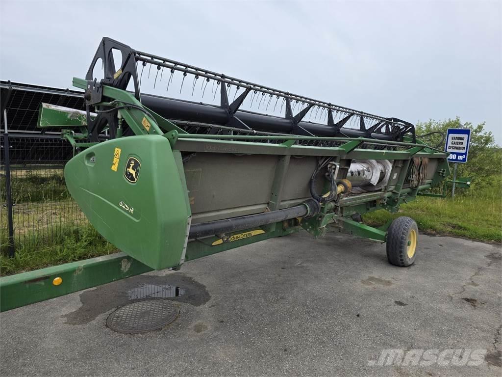 John Deere T670 Kombajni