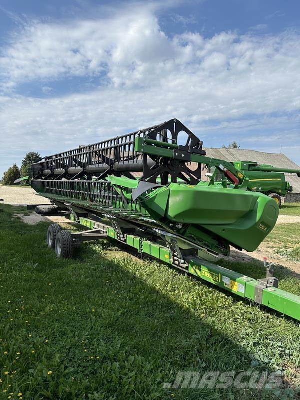 John Deere T670 Kombajni